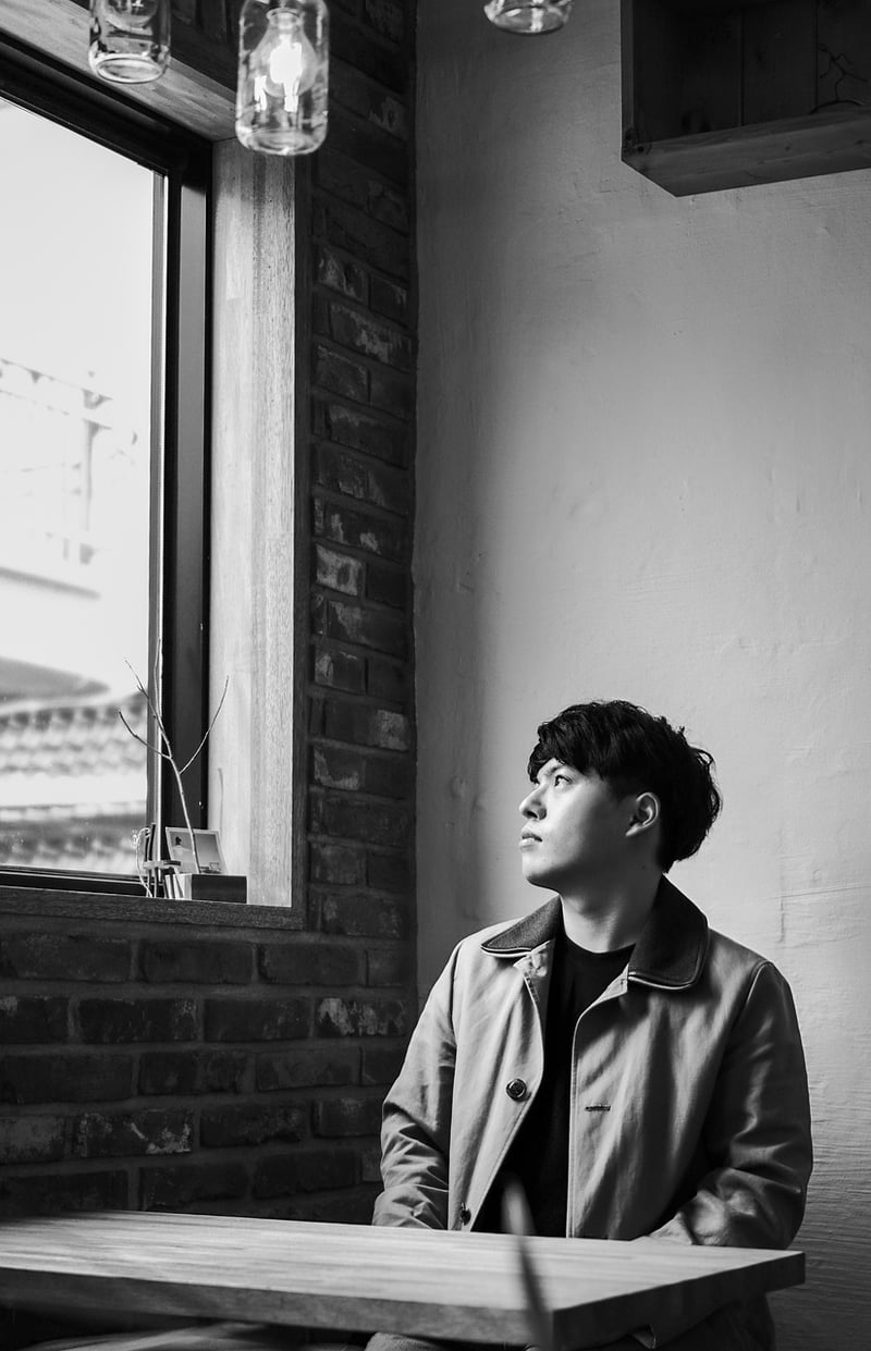 Male actor posing for a photo shoot